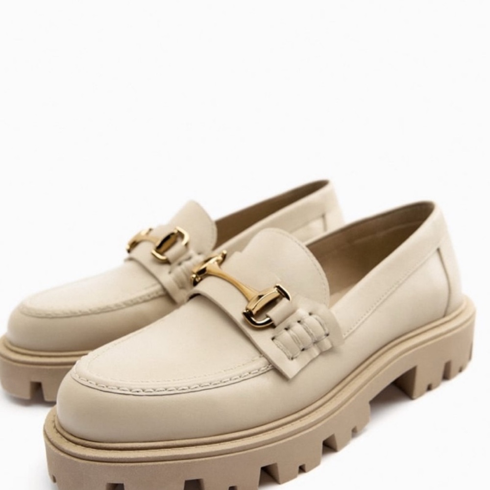 ✨SALE✨ ZARA BUCKLE LEATHER LUG SOLE LOAFERS ✨SALE✨